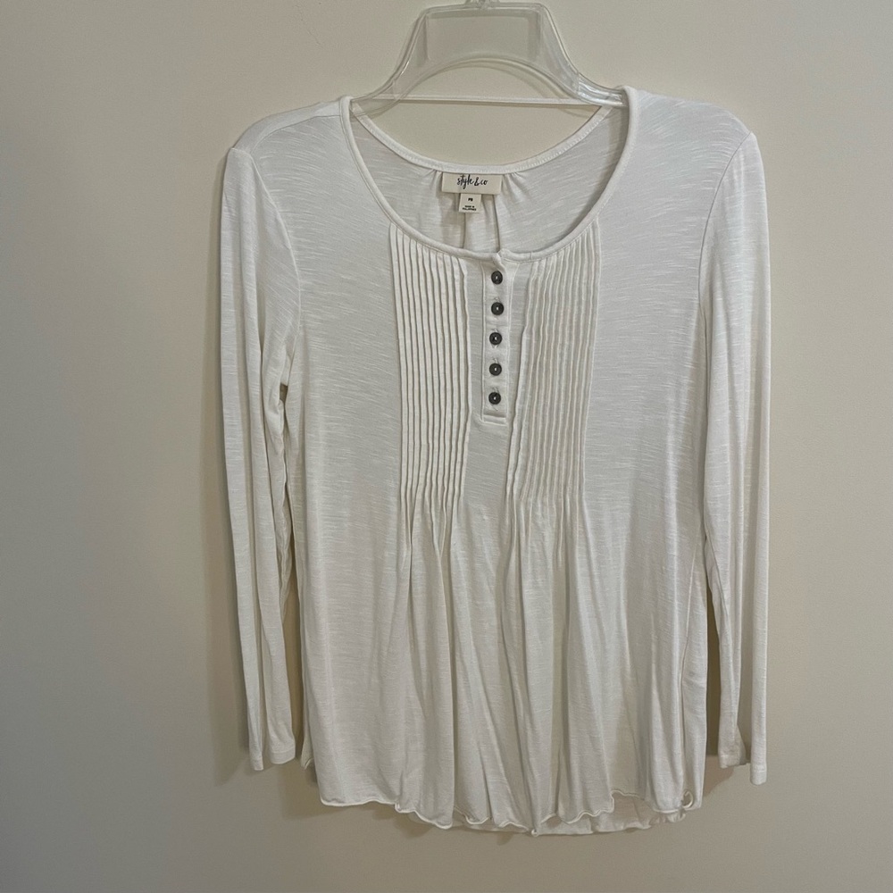 Style & Co off-white Long Sleeve Pin-Tucked Soft Knit Top Women’s Size PS